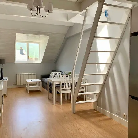 アパート Bpirineos-blest